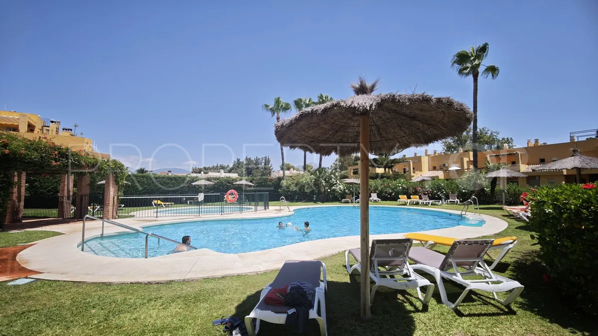 Guadalmina Alta, apartamento planta baja en venta con 2 dormitorios