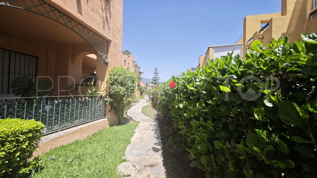 Guadalmina Alta, apartamento planta baja en venta con 2 dormitorios