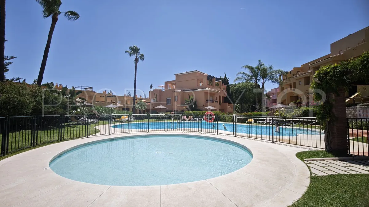 Guadalmina Alta, apartamento planta baja en venta con 2 dormitorios