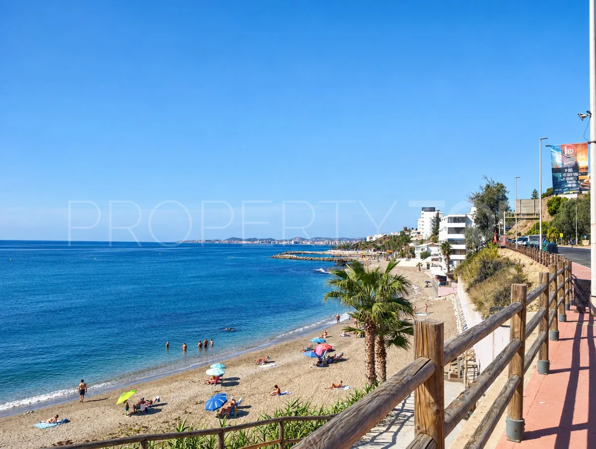 For sale apartment in Benalmadena Costa with 2 bedrooms