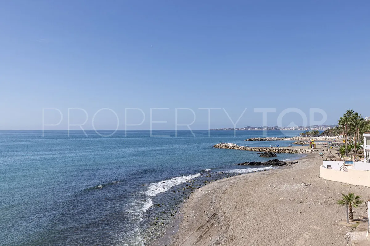 For sale apartment in Benalmadena Costa with 2 bedrooms