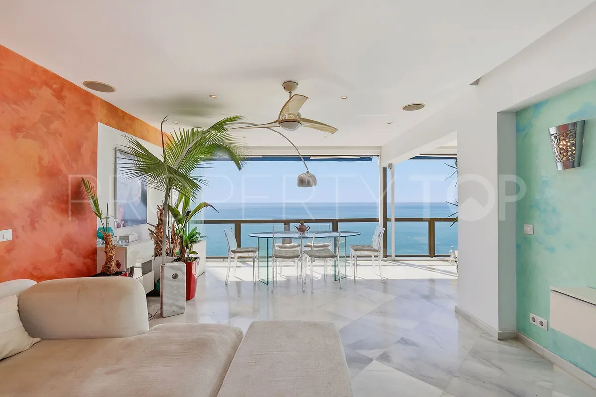 For sale apartment in Benalmadena Costa with 2 bedrooms