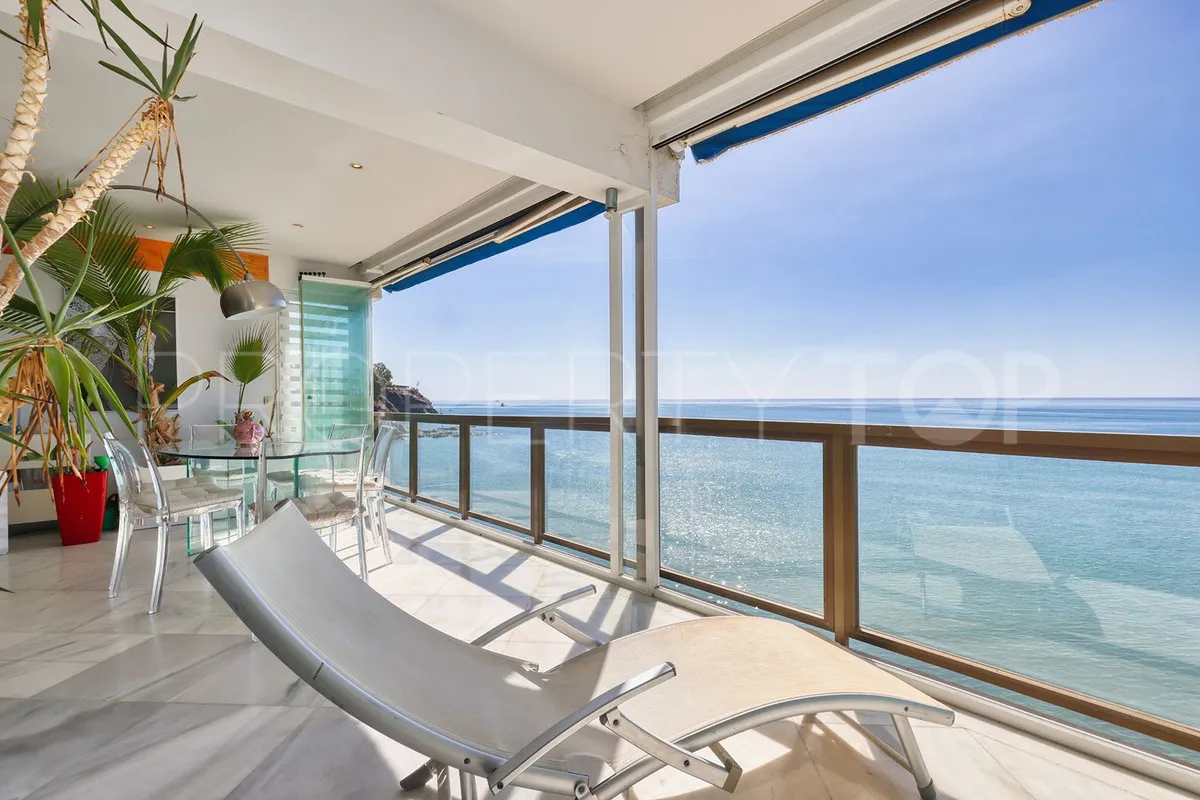 For sale apartment in Benalmadena Costa with 2 bedrooms