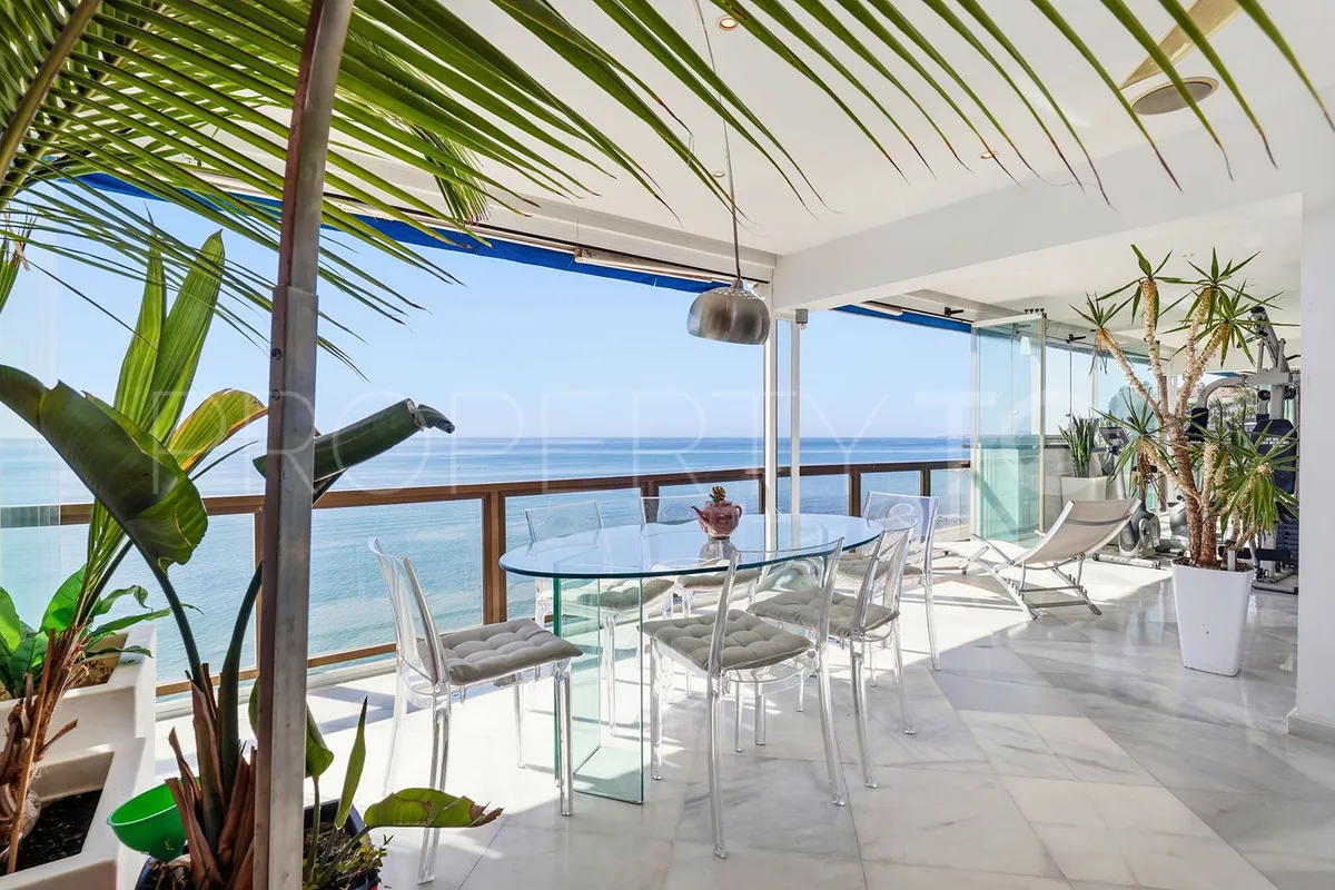 For sale apartment in Benalmadena Costa with 2 bedrooms