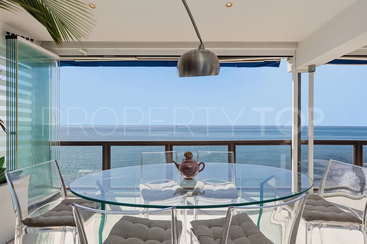 For sale apartment in Benalmadena Costa with 2 bedrooms