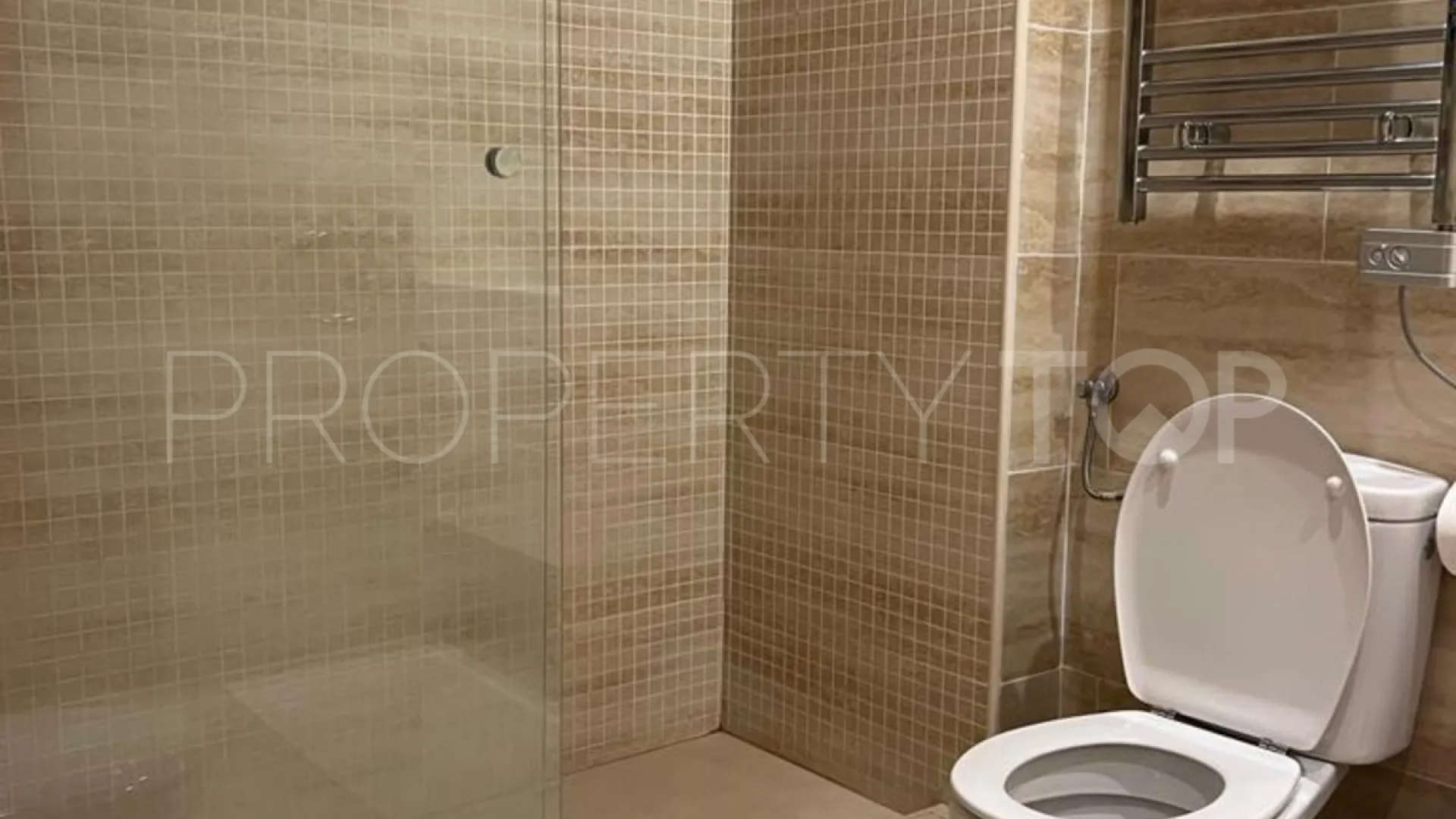 Buy Marbella City apartment with 2 bedrooms
