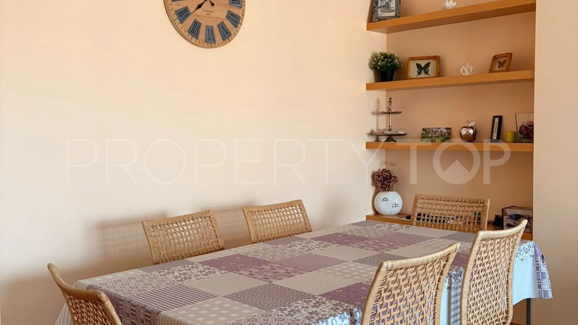 Buy Marbella City apartment with 2 bedrooms