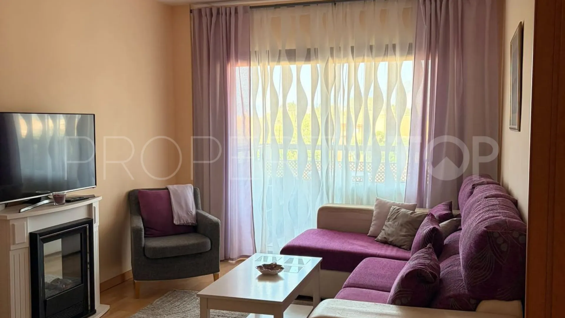 Buy Marbella City apartment with 2 bedrooms