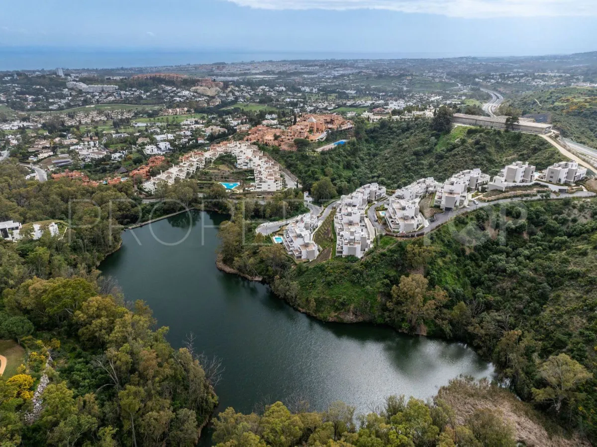 For sale Nueva Andalucia 3 bedrooms ground floor apartment