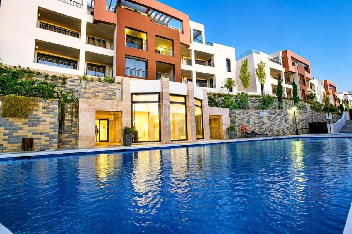 Se vende apartamento con 2 dormitorios en Marbella Ciudad