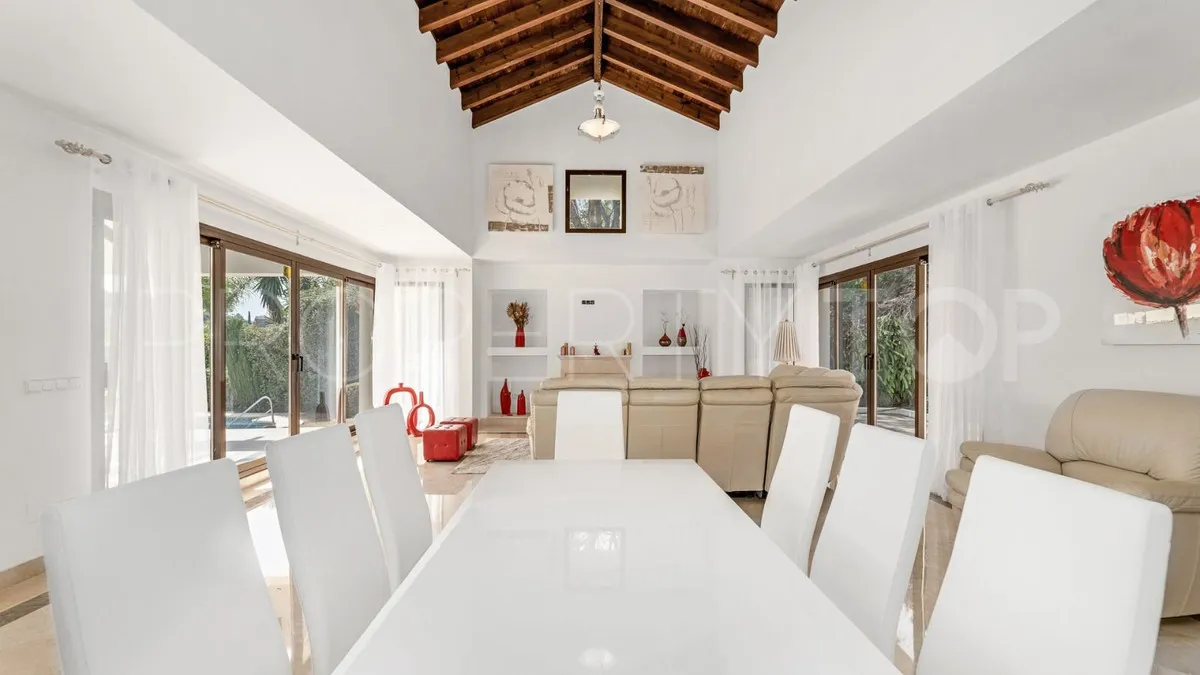 Villa a la venta en Los Arqueros