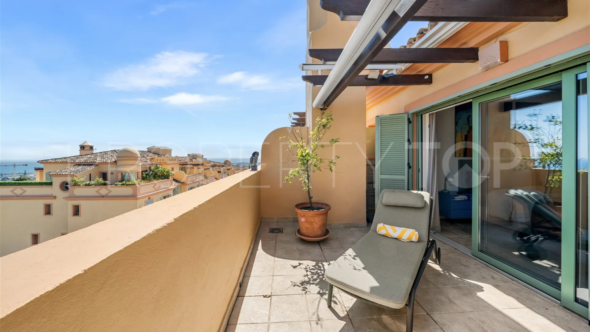 Four Seasons duplex penthouse for sale