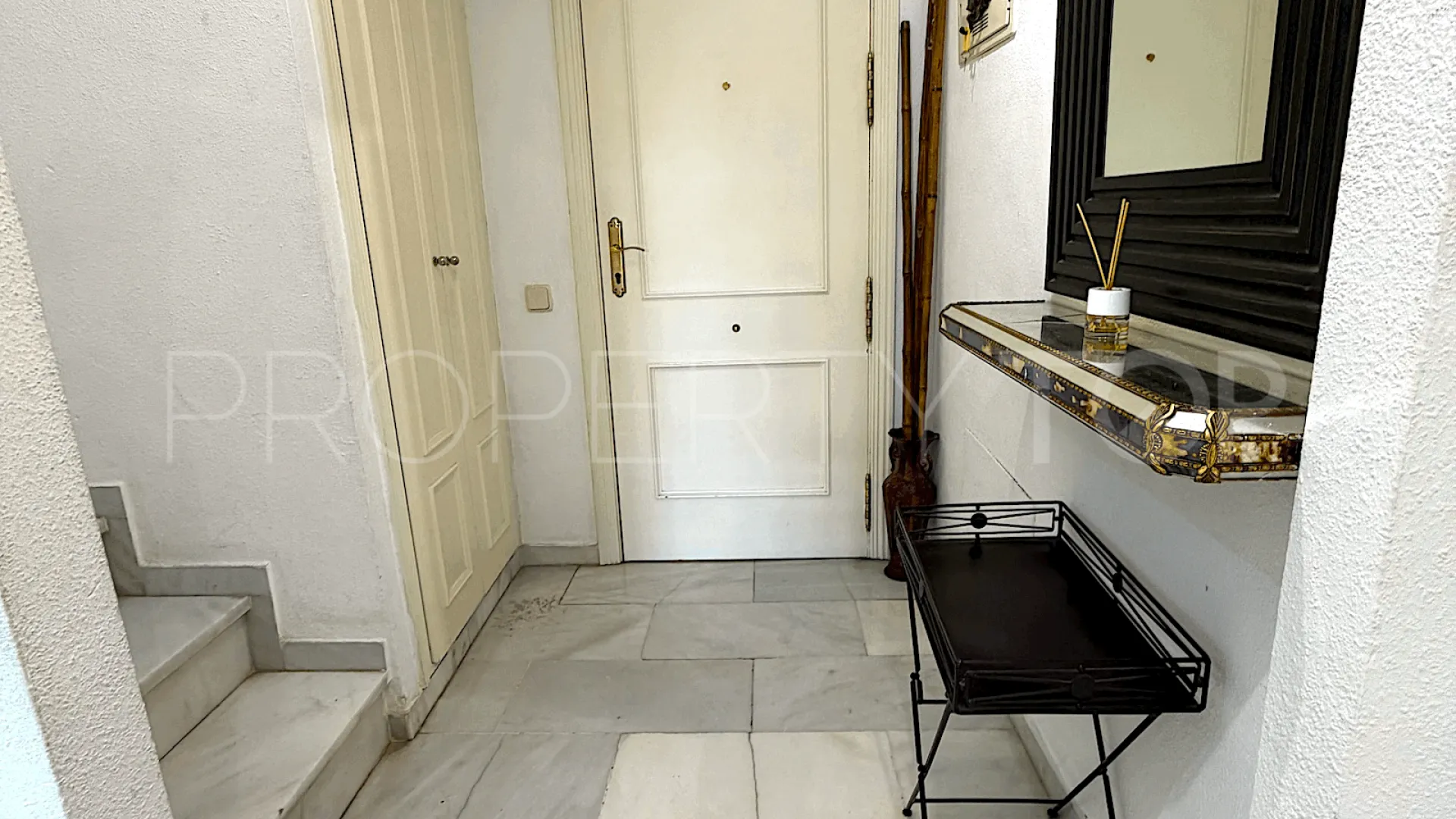 Atico duplex de 2 dormitorios en venta en San Pedro de Alcantara