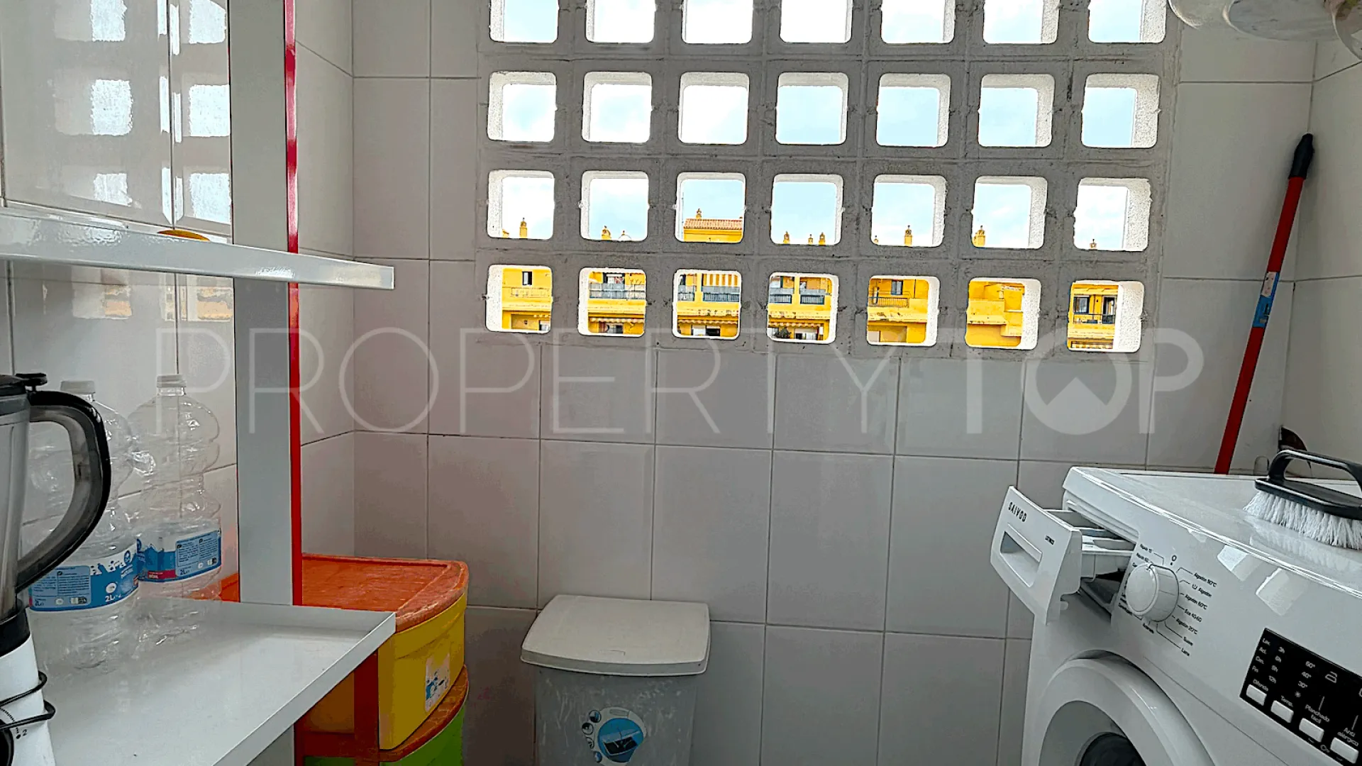 Atico duplex de 2 dormitorios en venta en San Pedro de Alcantara