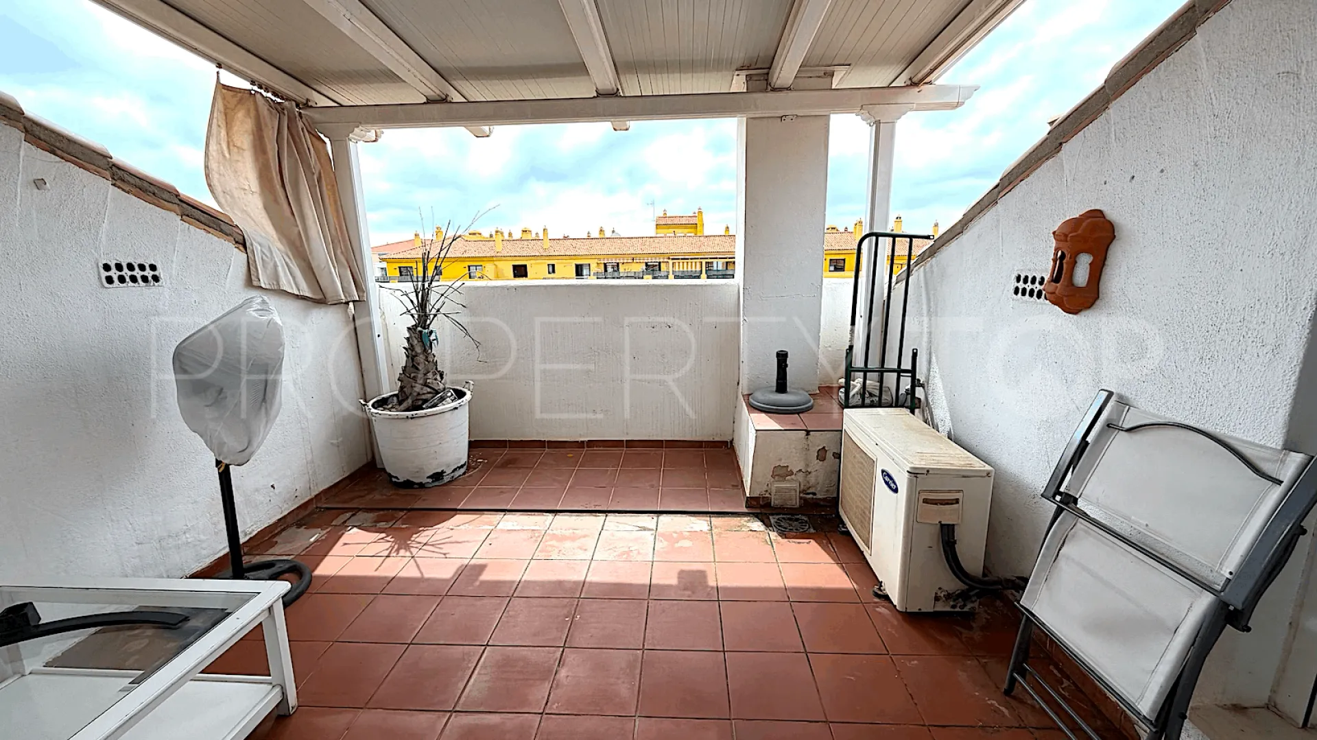 Atico duplex de 2 dormitorios en venta en San Pedro de Alcantara