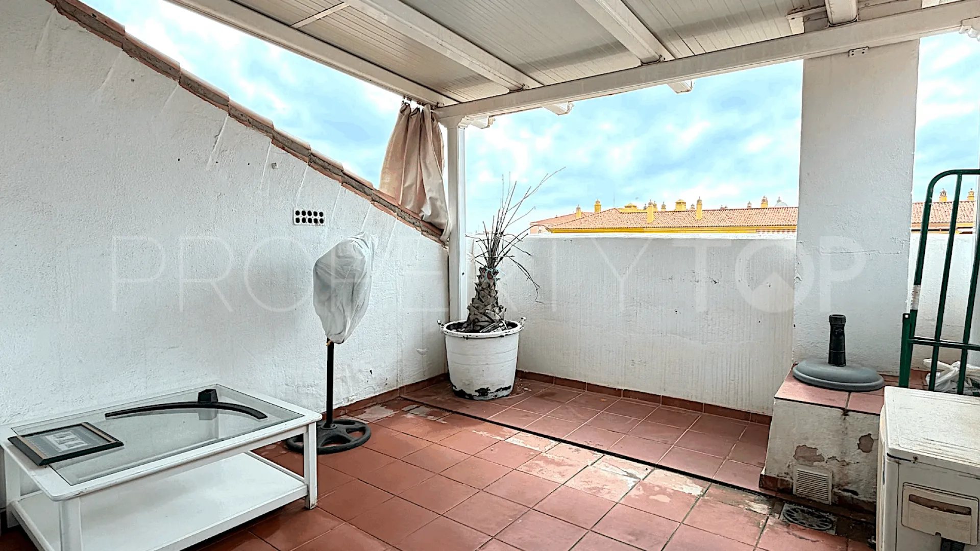 Atico duplex de 2 dormitorios en venta en San Pedro de Alcantara
