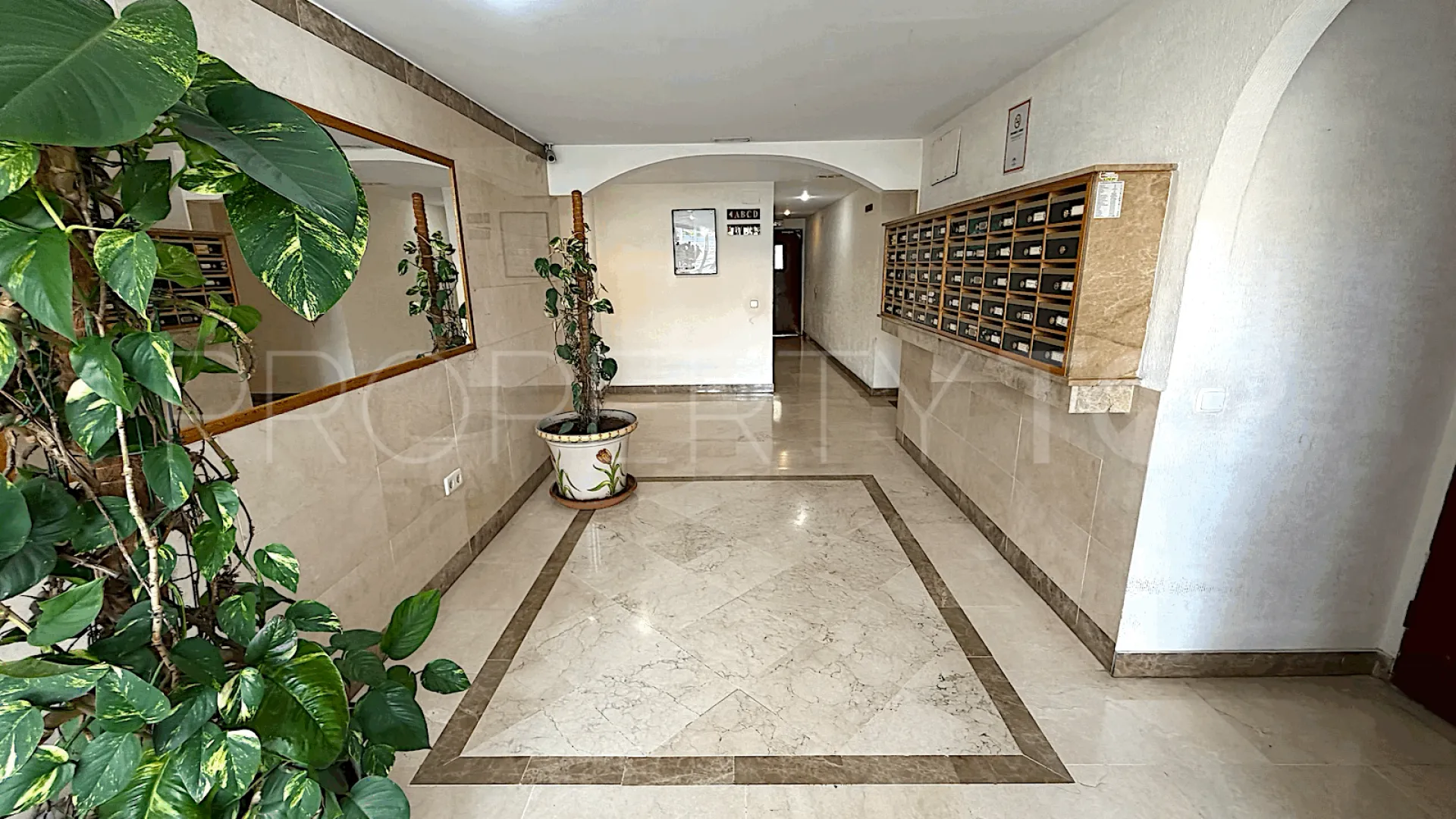 Atico duplex de 2 dormitorios en venta en San Pedro de Alcantara
