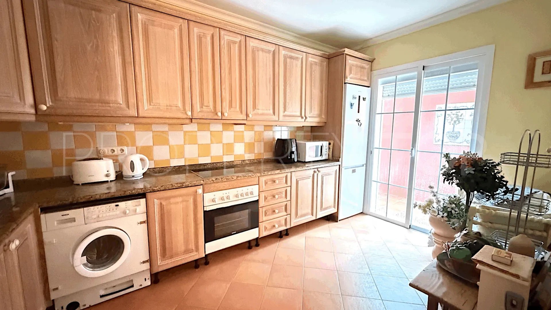 2 bedrooms ground floor apartment for sale in Monte Halcones