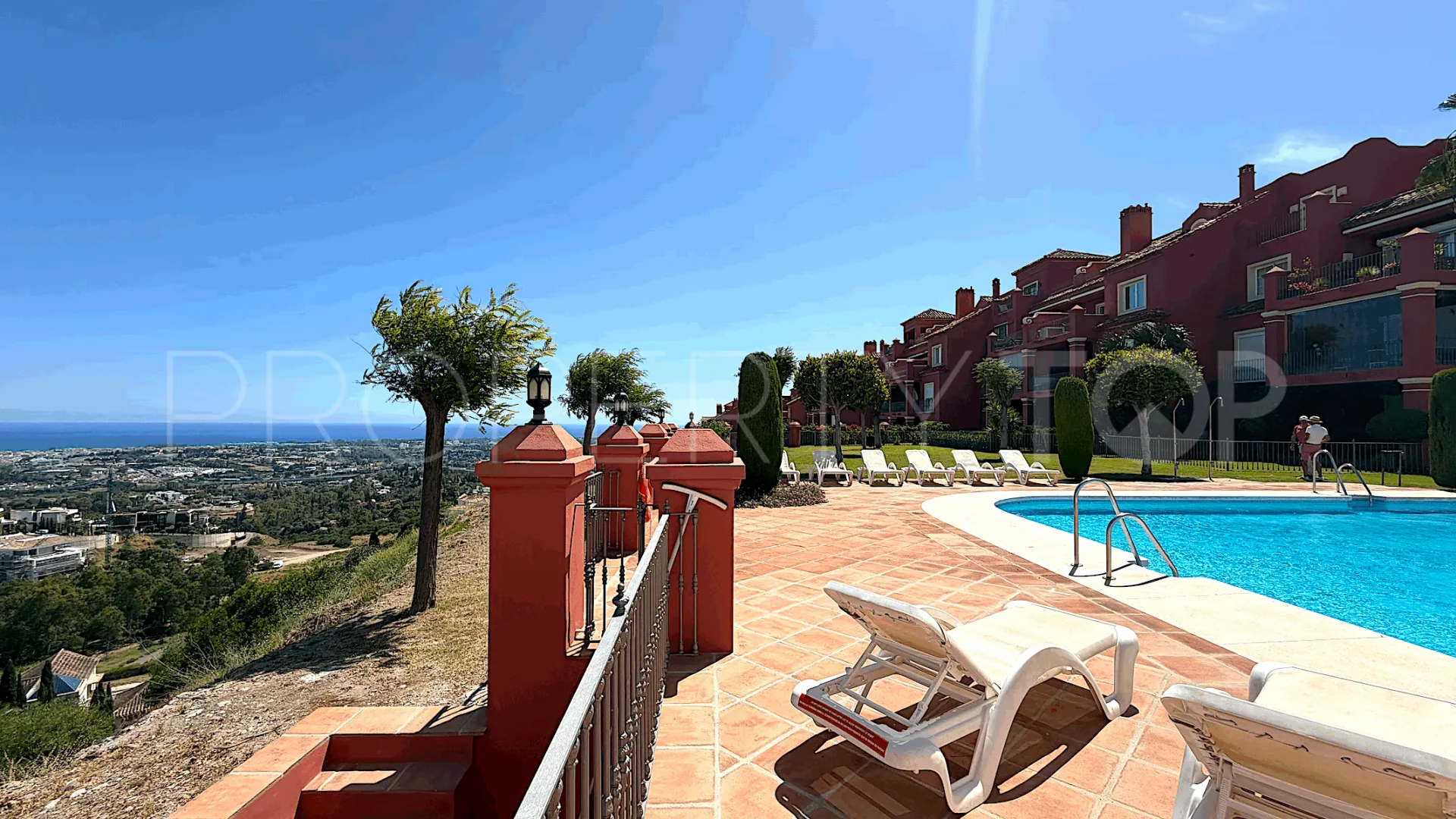 2 bedrooms ground floor apartment for sale in Monte Halcones