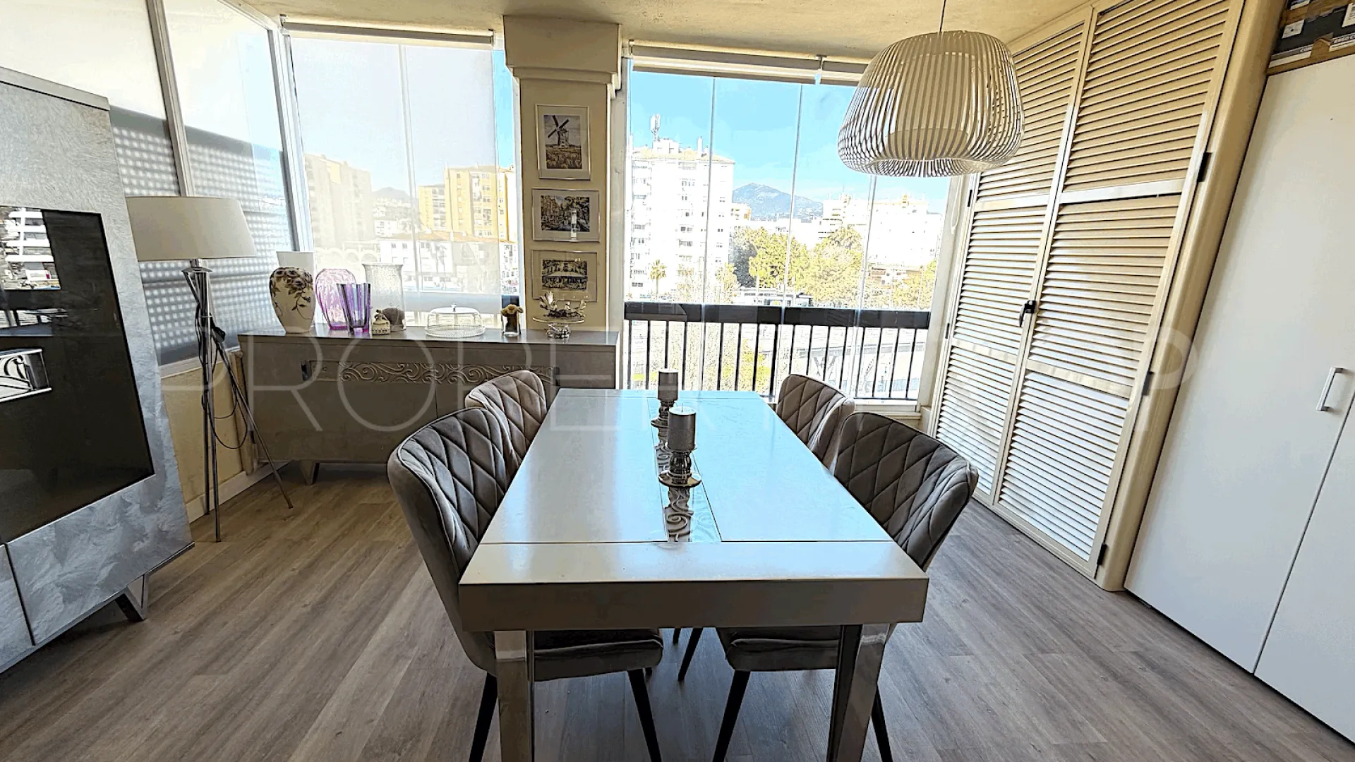 Comprar apartamento en San Pedro de Alcantara de 2 dormitorios