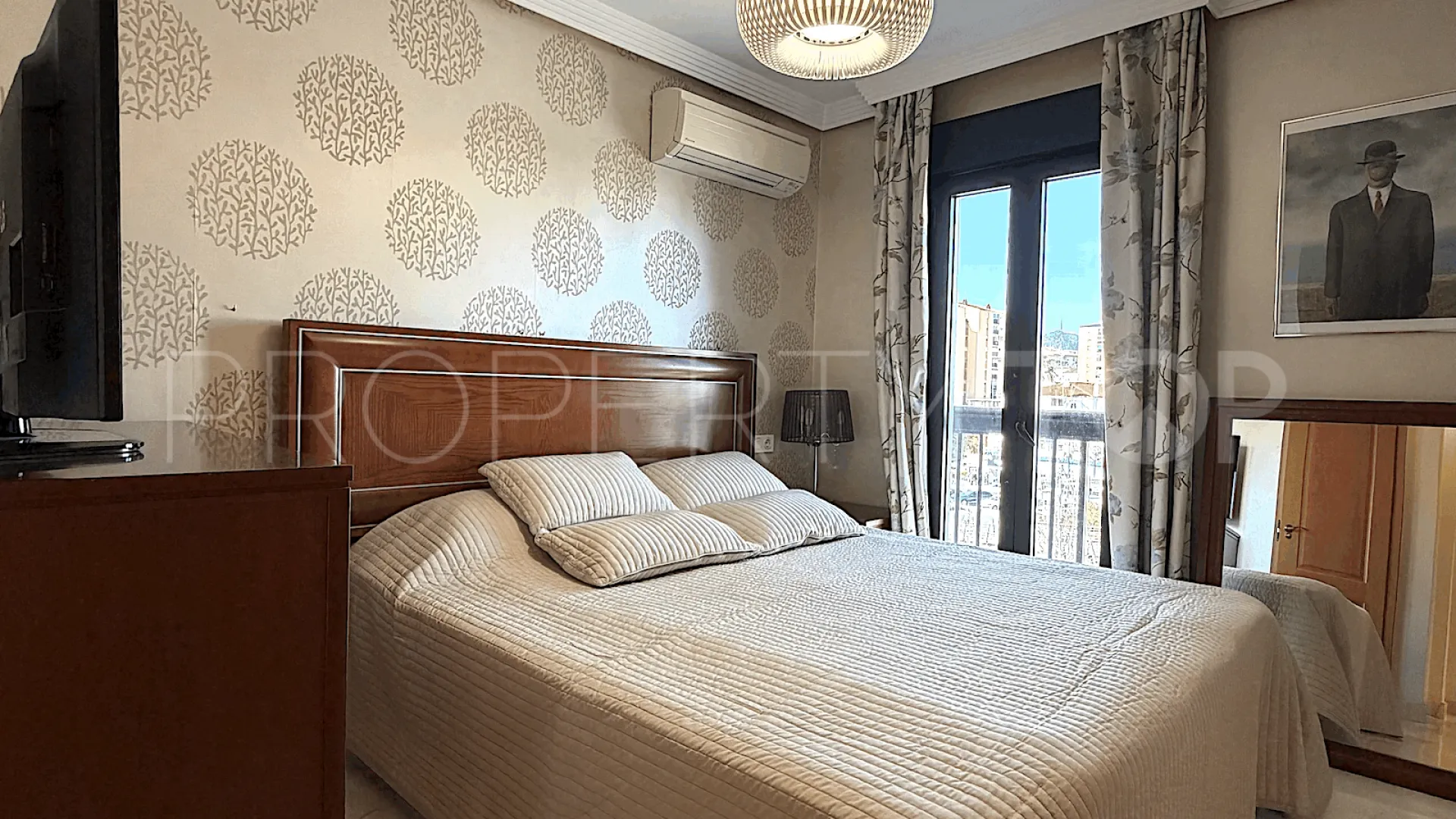 Comprar apartamento en San Pedro de Alcantara de 2 dormitorios