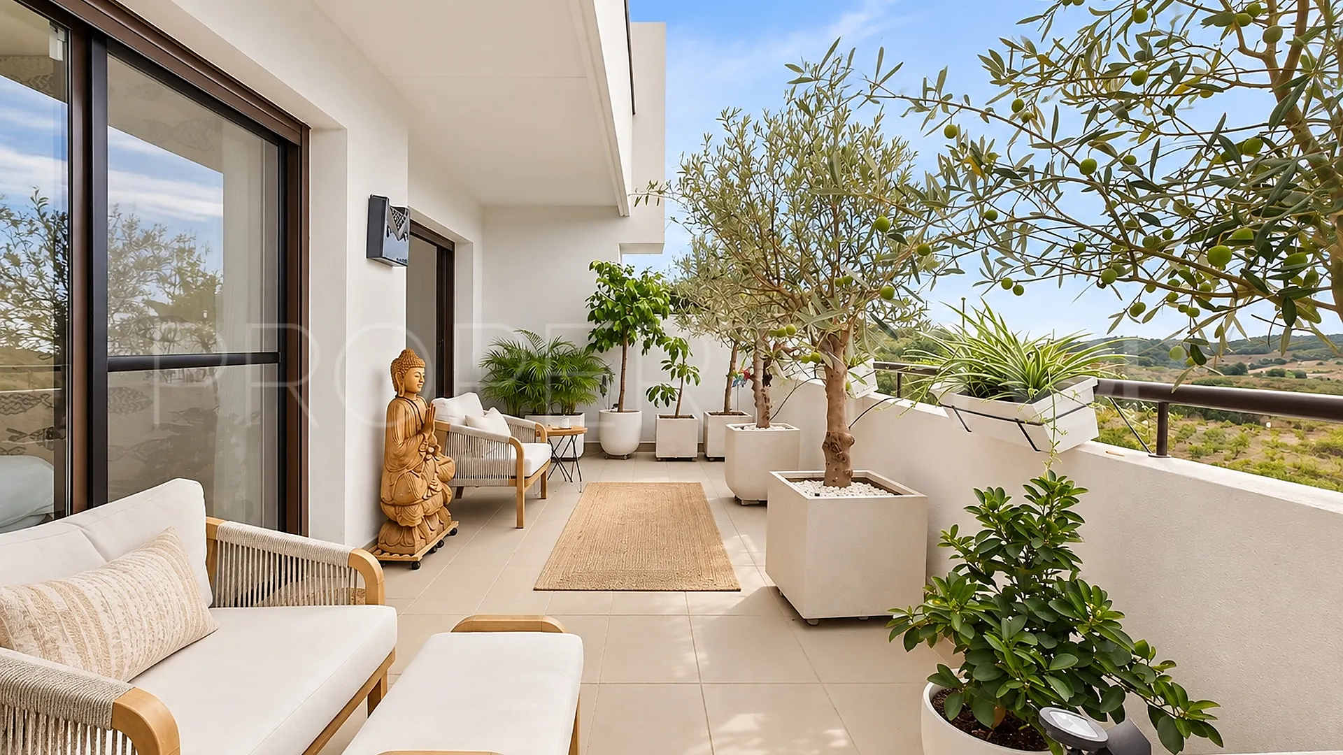 Apartamento en venta de 2 dormitorios en Estepona Golf
