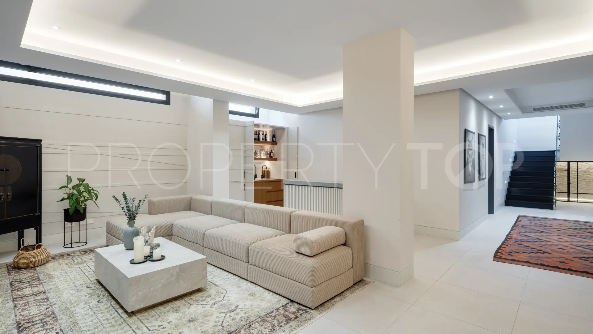 Villa en venta en La Cerquilla con 5 dormitorios