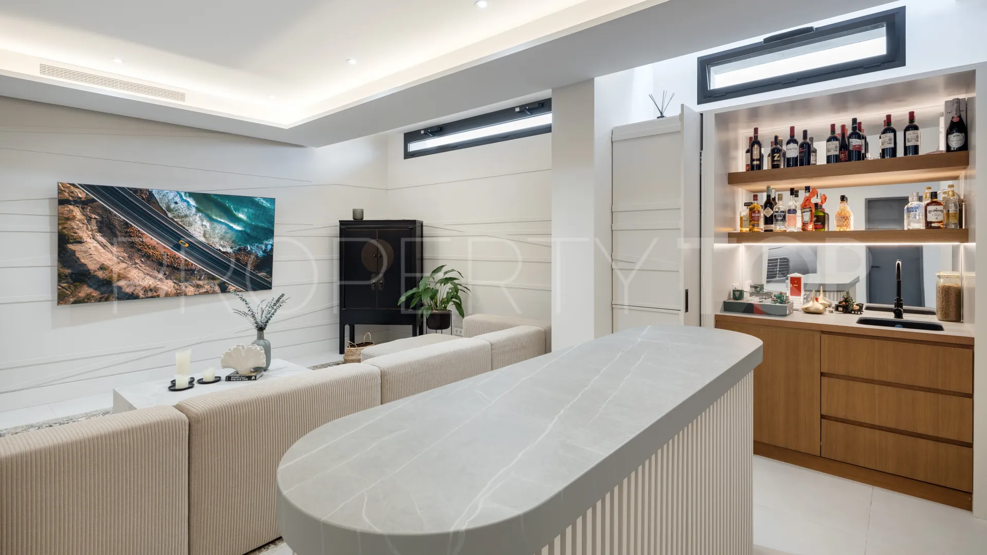 Villa en venta en La Cerquilla con 5 dormitorios