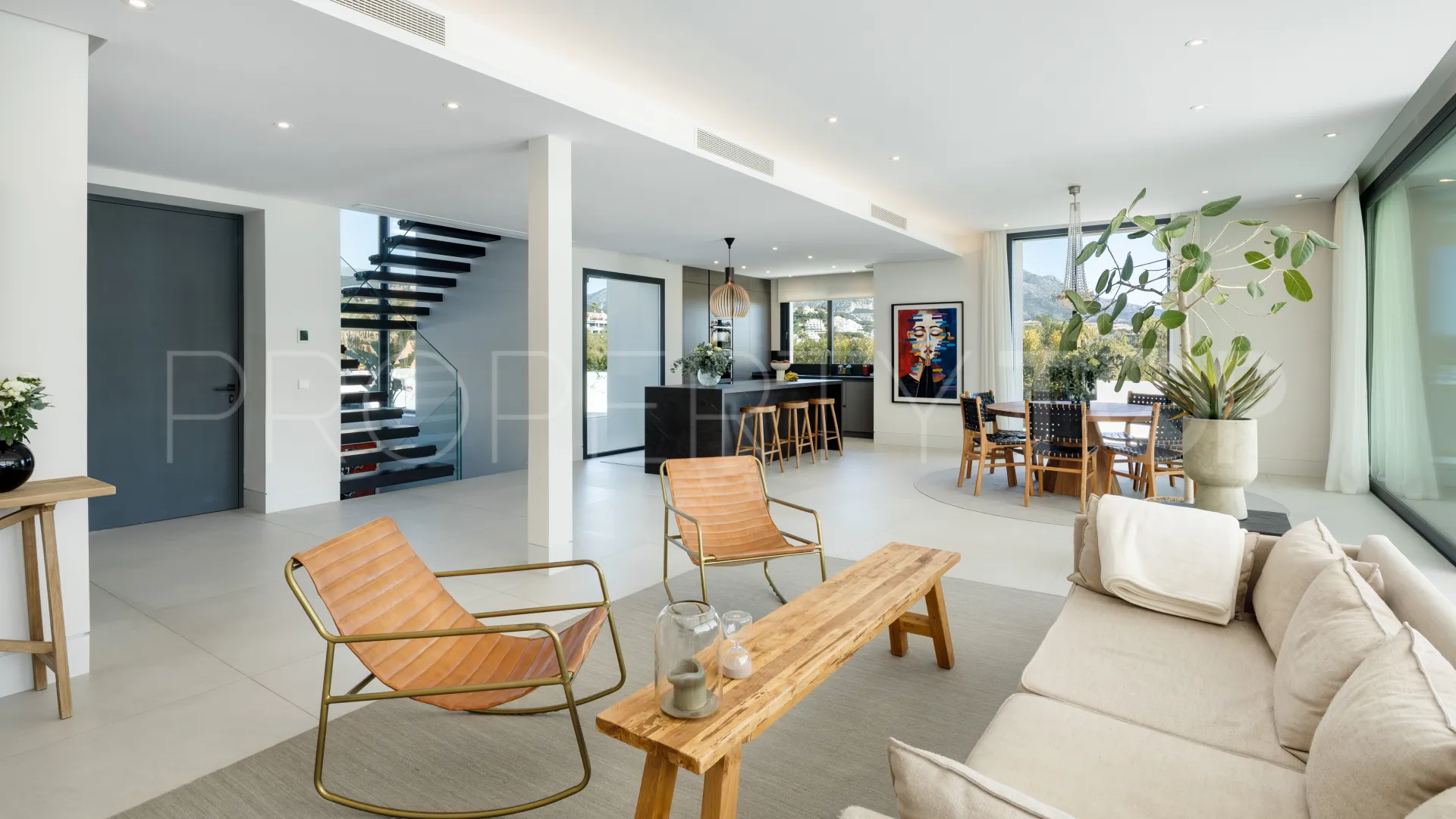 Villa en venta en La Cerquilla con 5 dormitorios