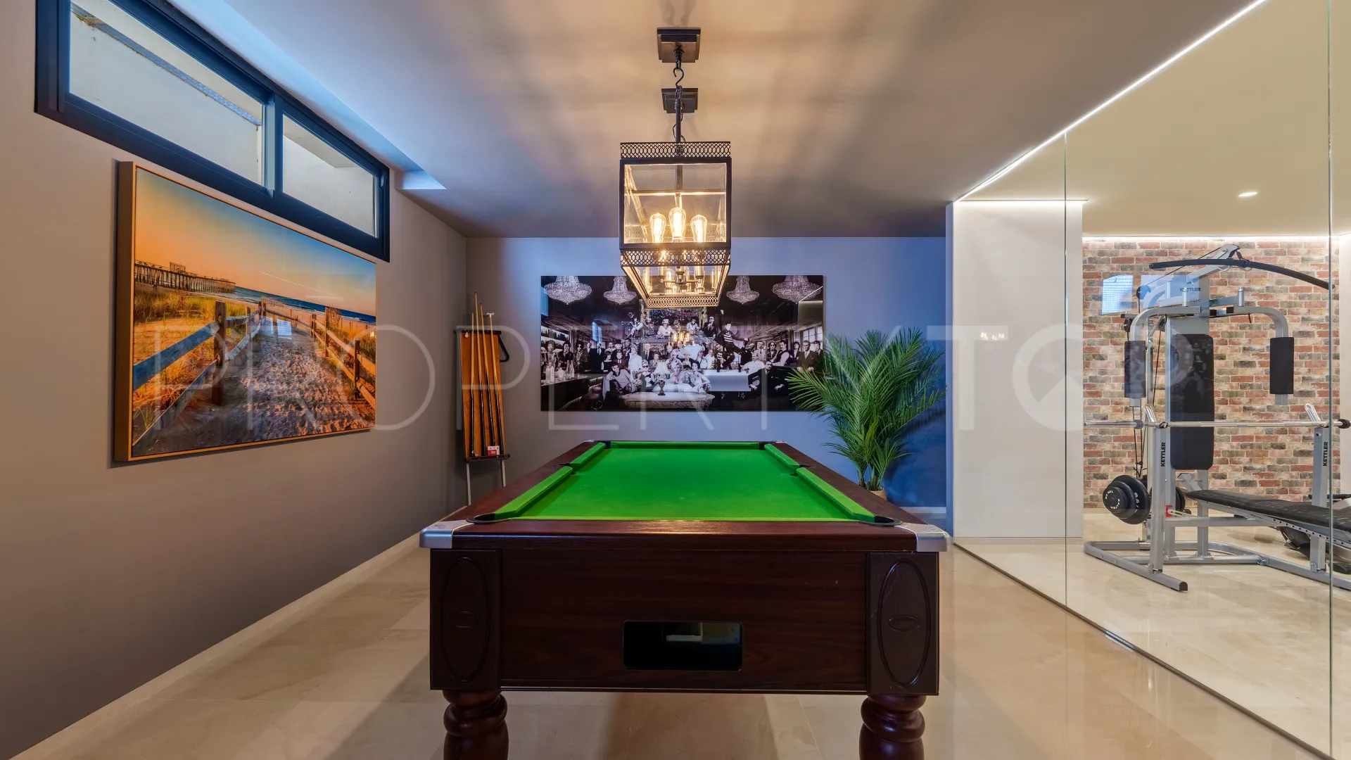 Villa with 6 bedrooms for sale in Nueva Andalucia