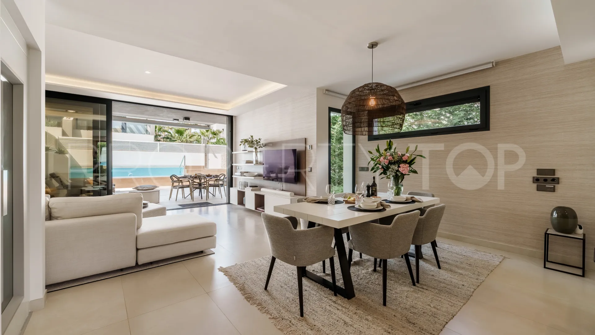 Se vende pareado en Marbella - Puerto Banus con 5 dormitorios