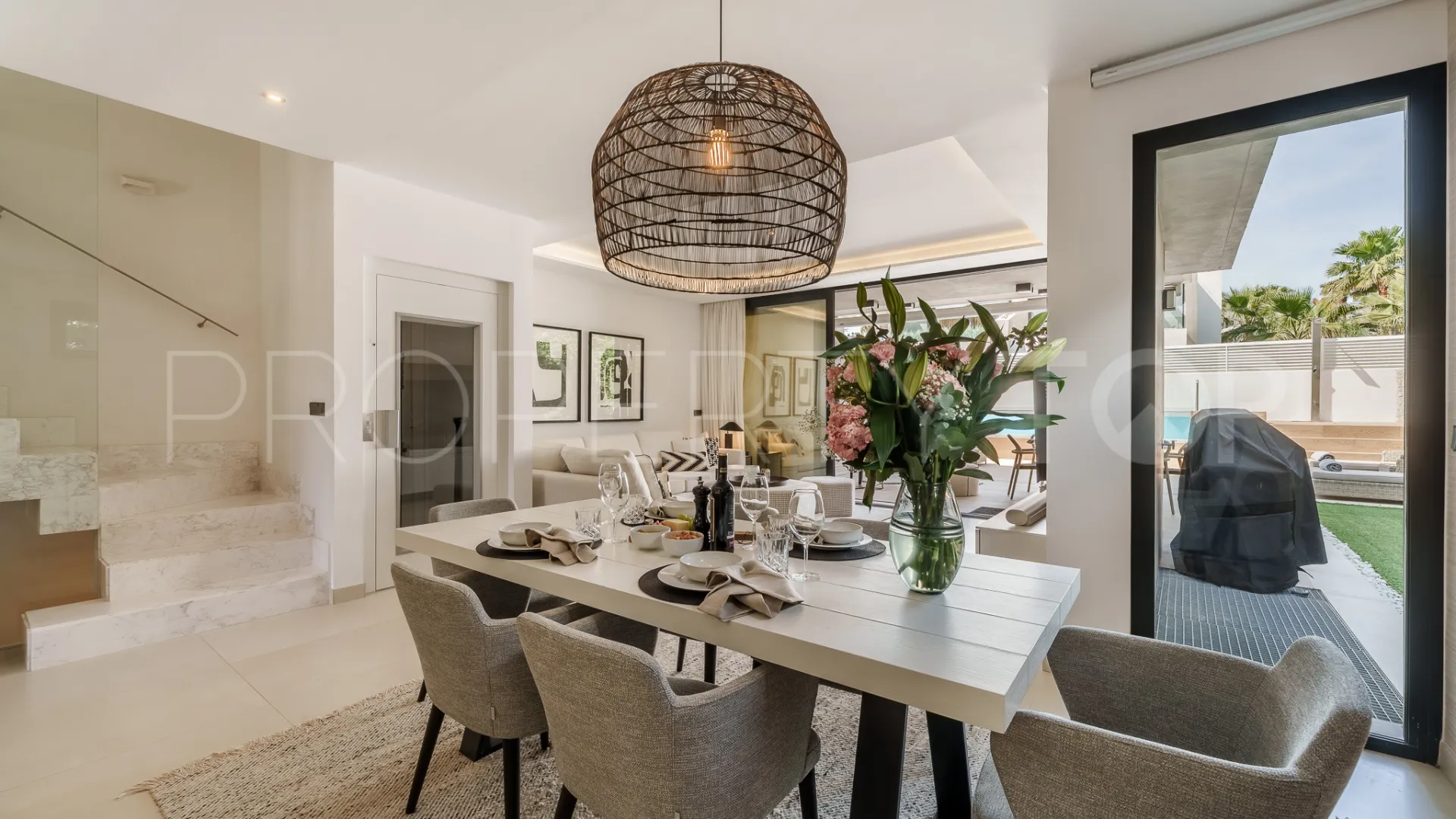 Se vende pareado en Marbella - Puerto Banus con 5 dormitorios