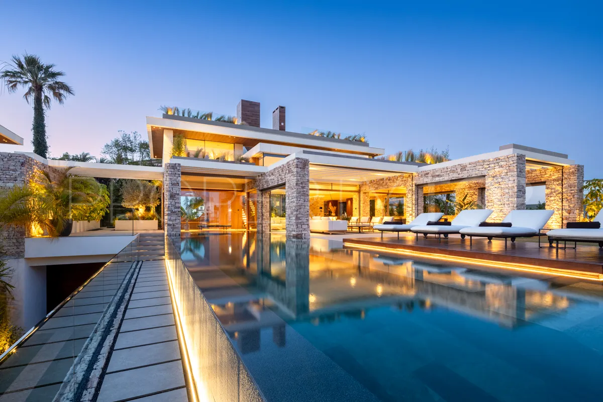 Villa en venta en Nueva Andalucia