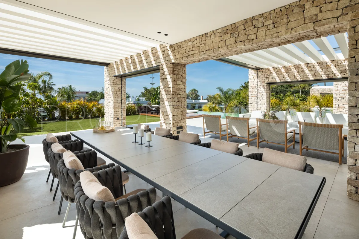 Villa en venta en Nueva Andalucia