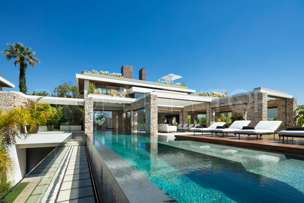 Villa en venta en Nueva Andalucia
