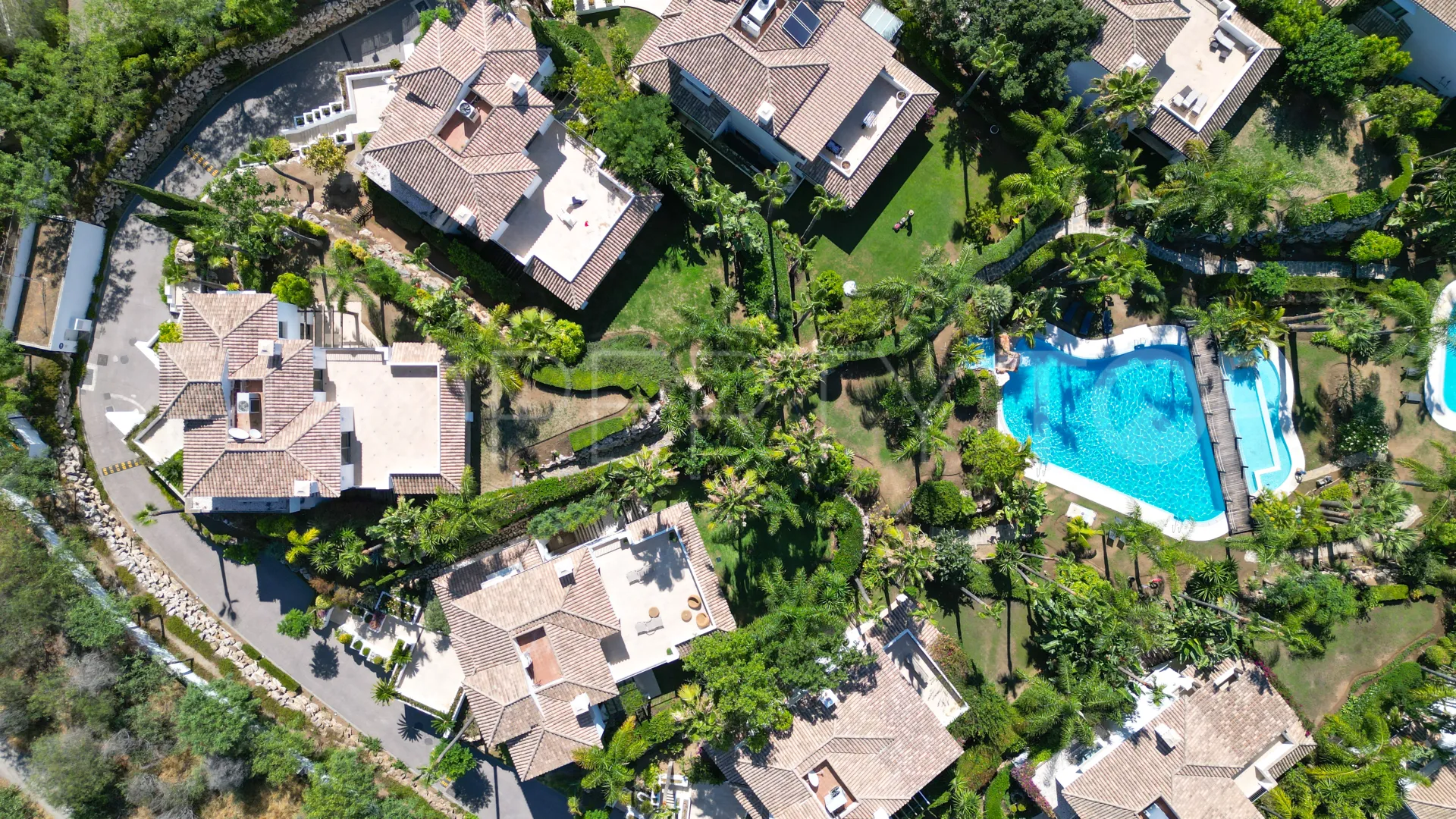 Villa for sale in Lomas de Magna Marbella with 4 bedrooms