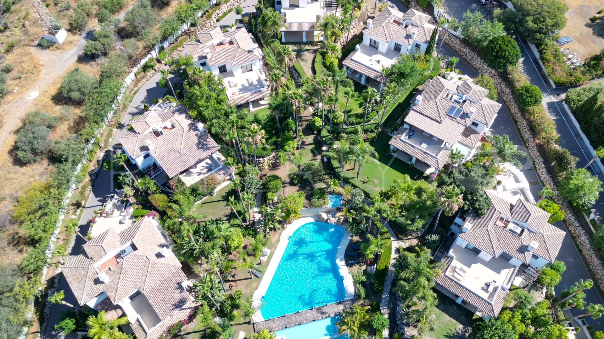 Villa for sale in Lomas de Magna Marbella with 4 bedrooms