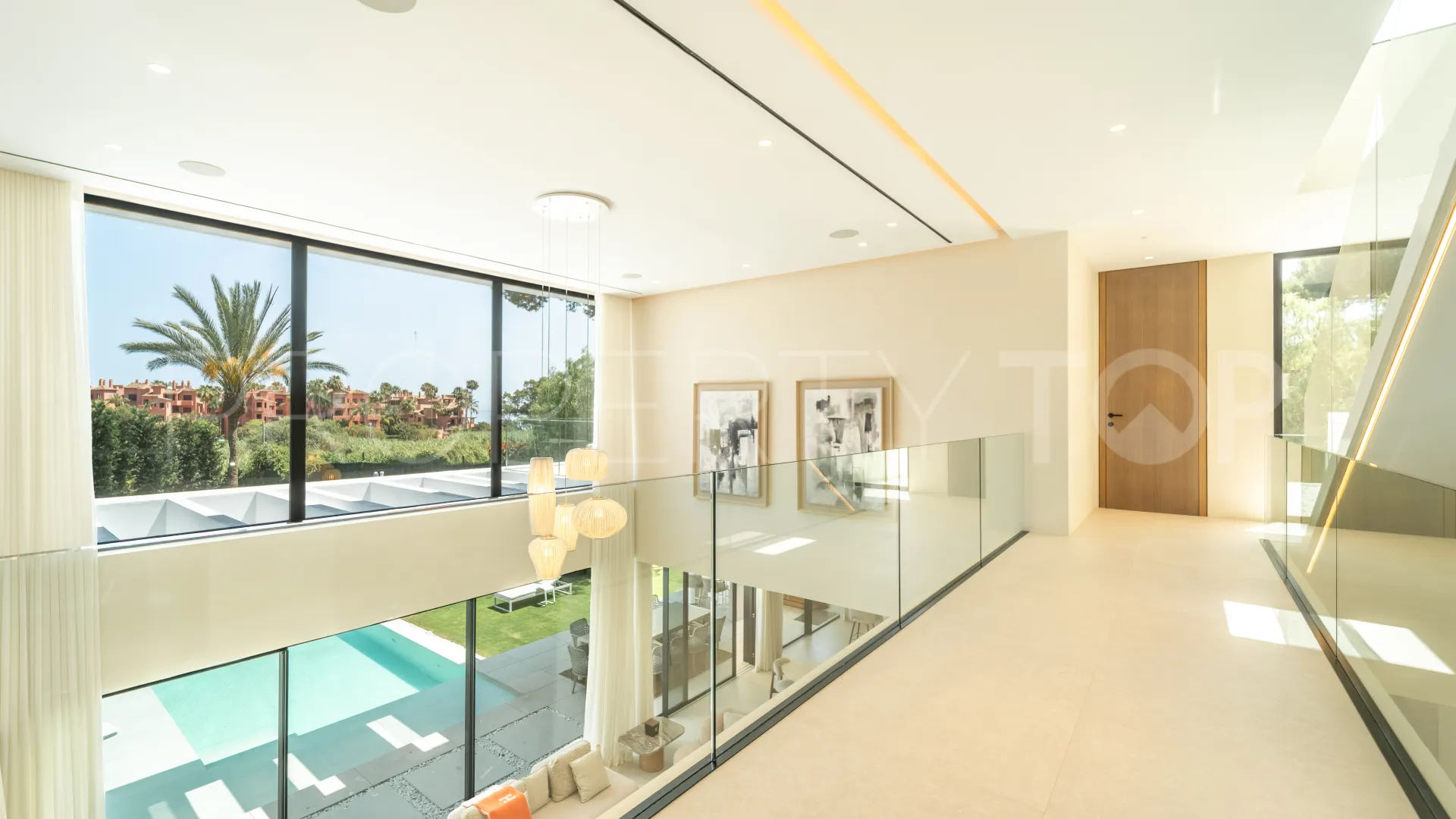6 bedrooms villa in Los Monteros for sale