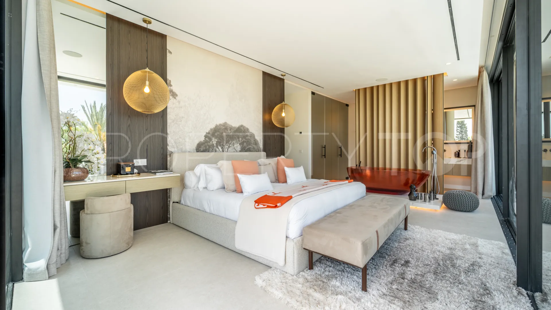 6 bedrooms villa in Los Monteros for sale