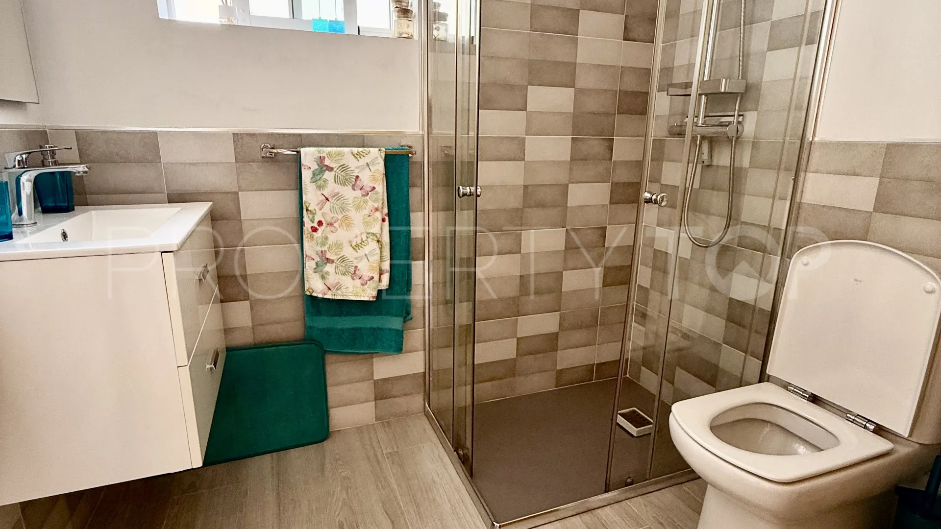 Atico duplex en venta con 3 dormitorios en Selwo