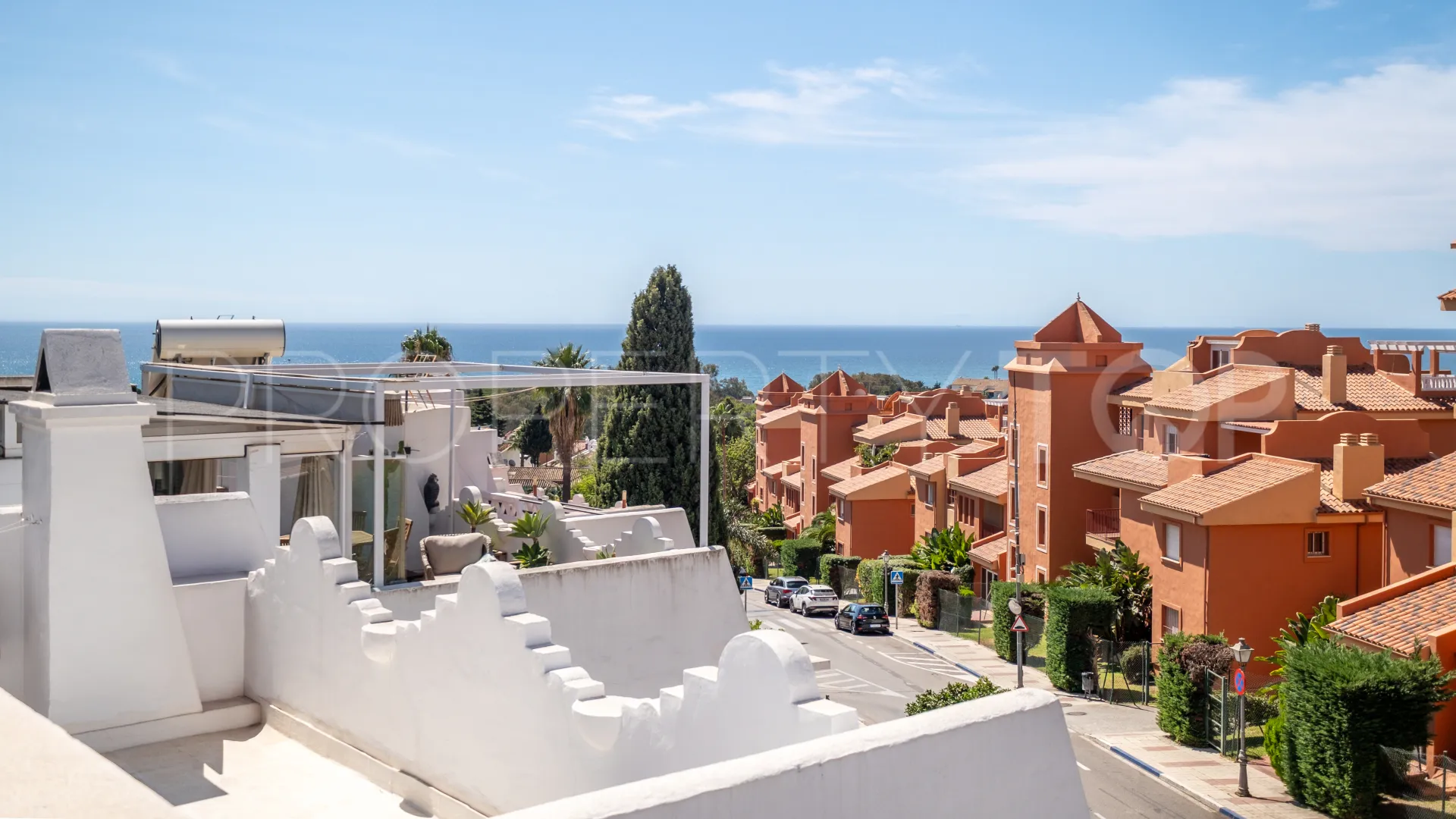 Buy 4 bedrooms town house in Cabopino