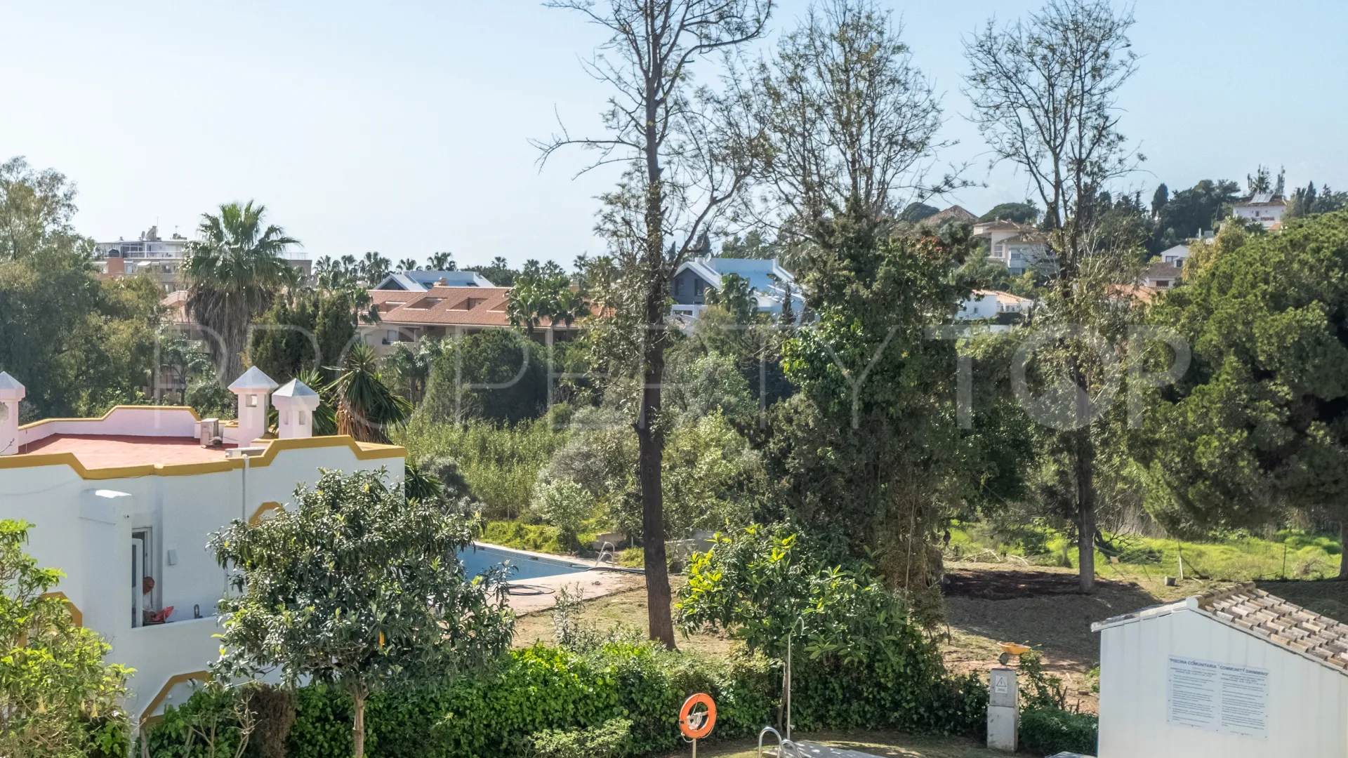 Buy apartment in Cabopino
