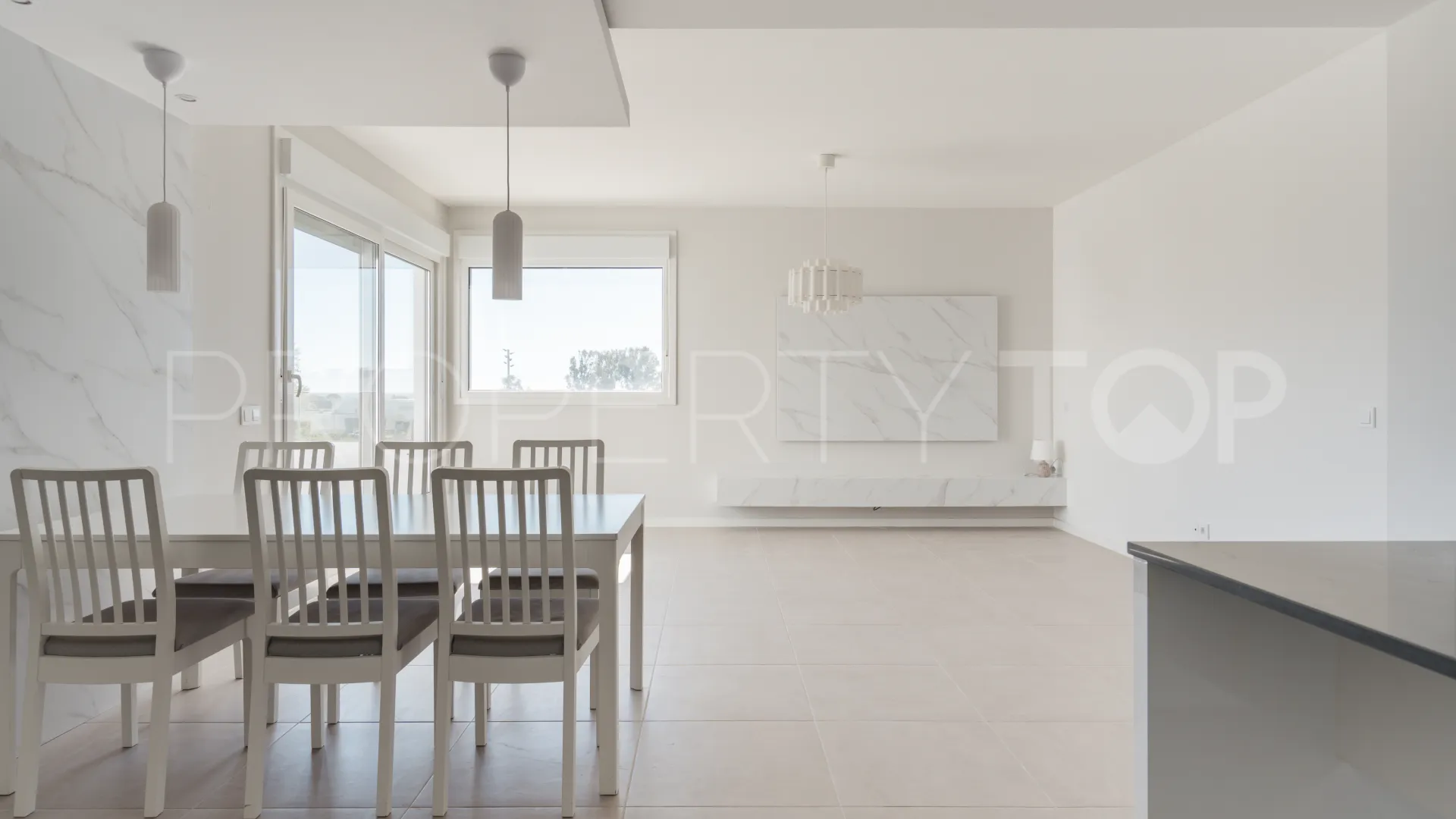Se vende atico duplex en Aqua Gardens