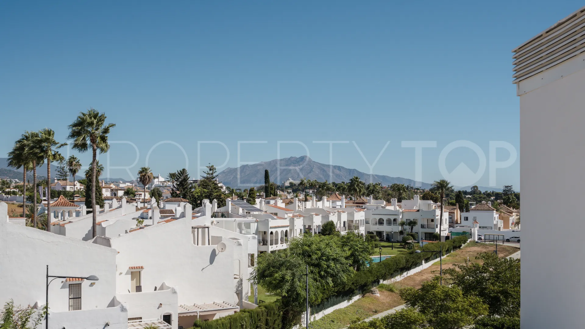 Se vende atico duplex en Aqua Gardens