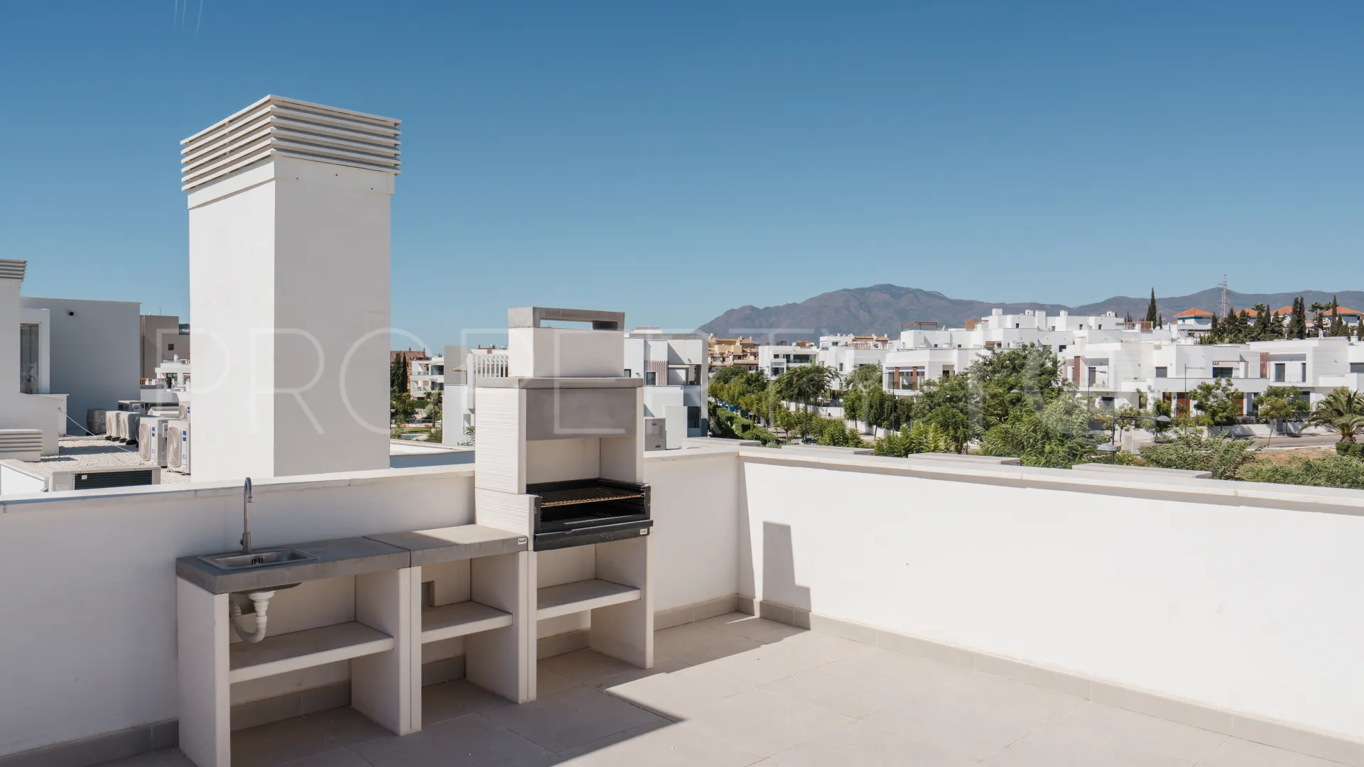 Se vende atico duplex en Aqua Gardens