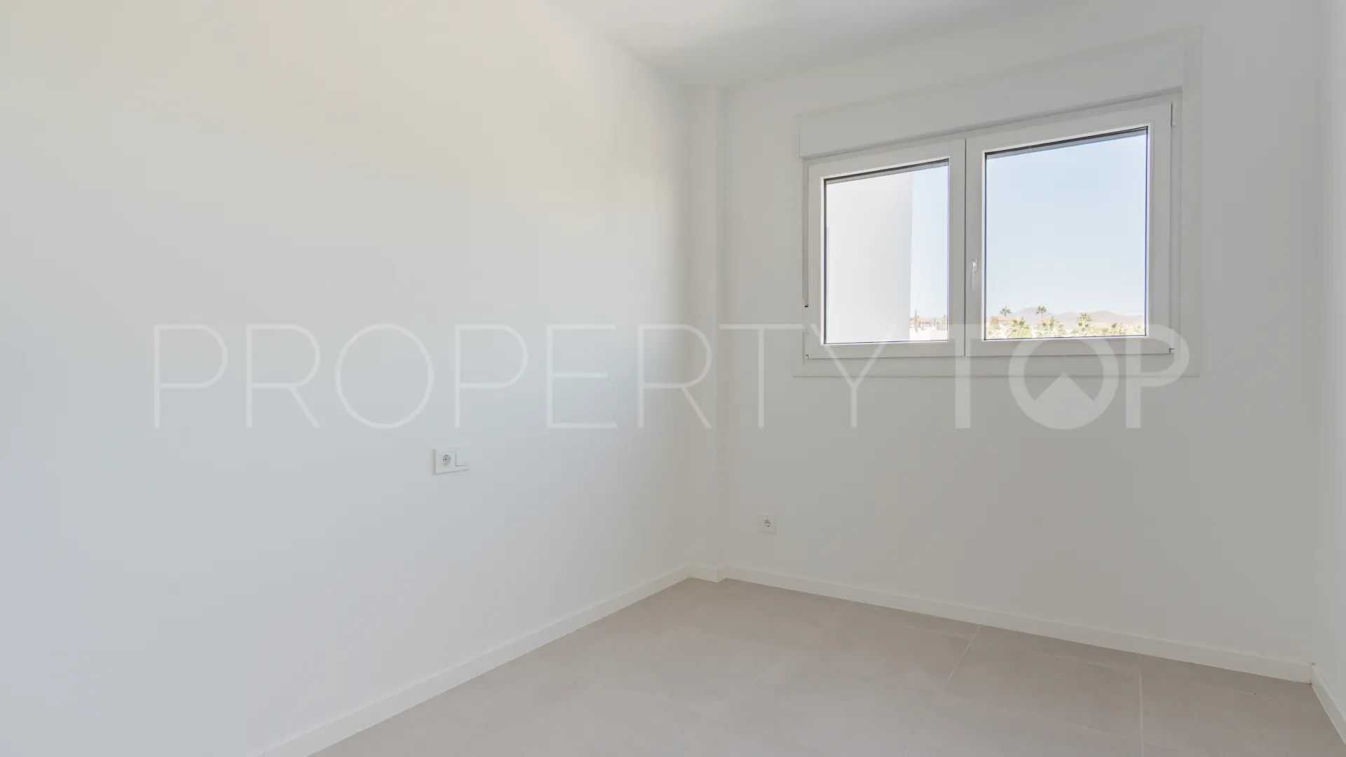 Se vende atico duplex en Aqua Gardens