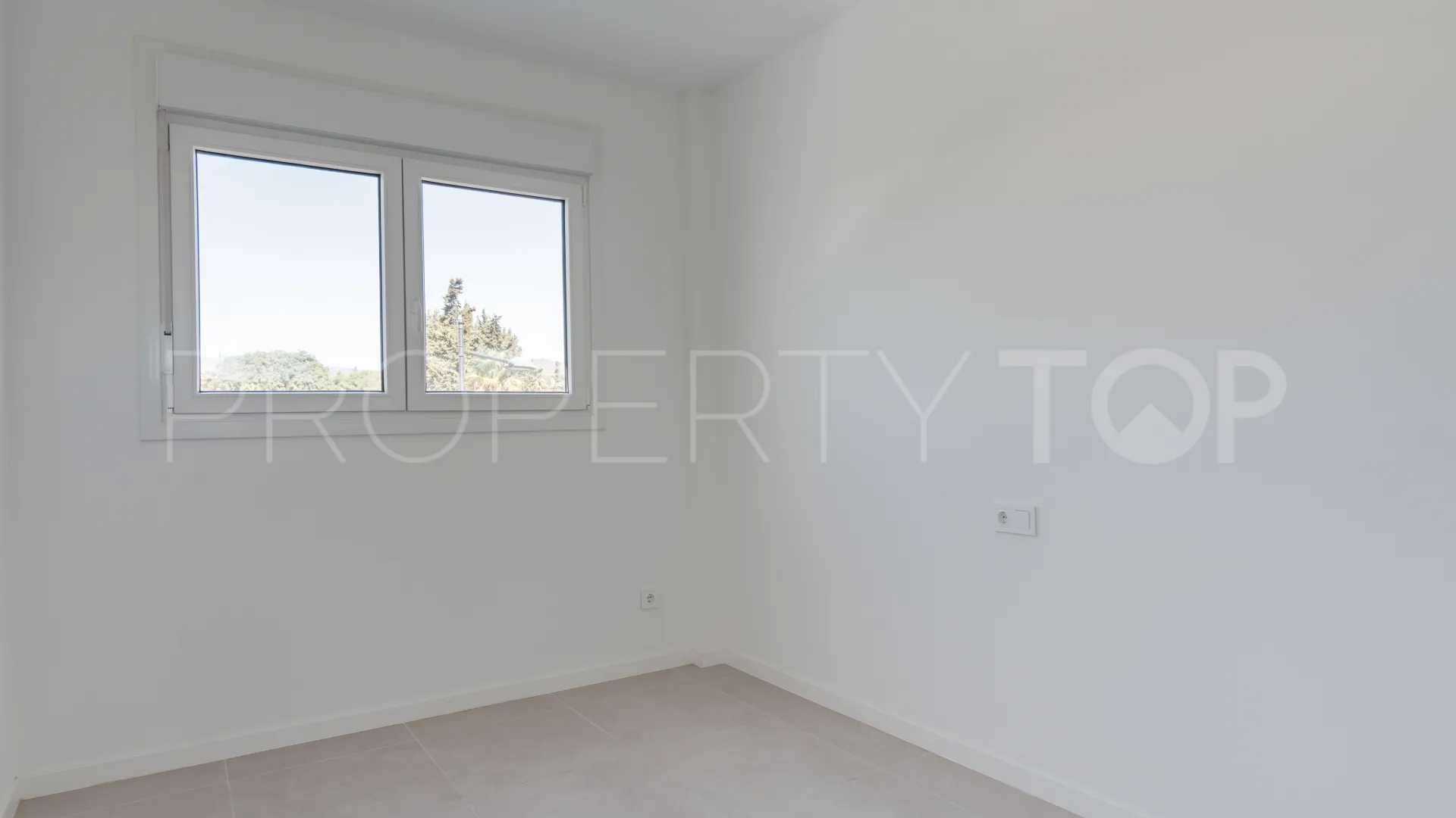 Se vende atico duplex en Aqua Gardens