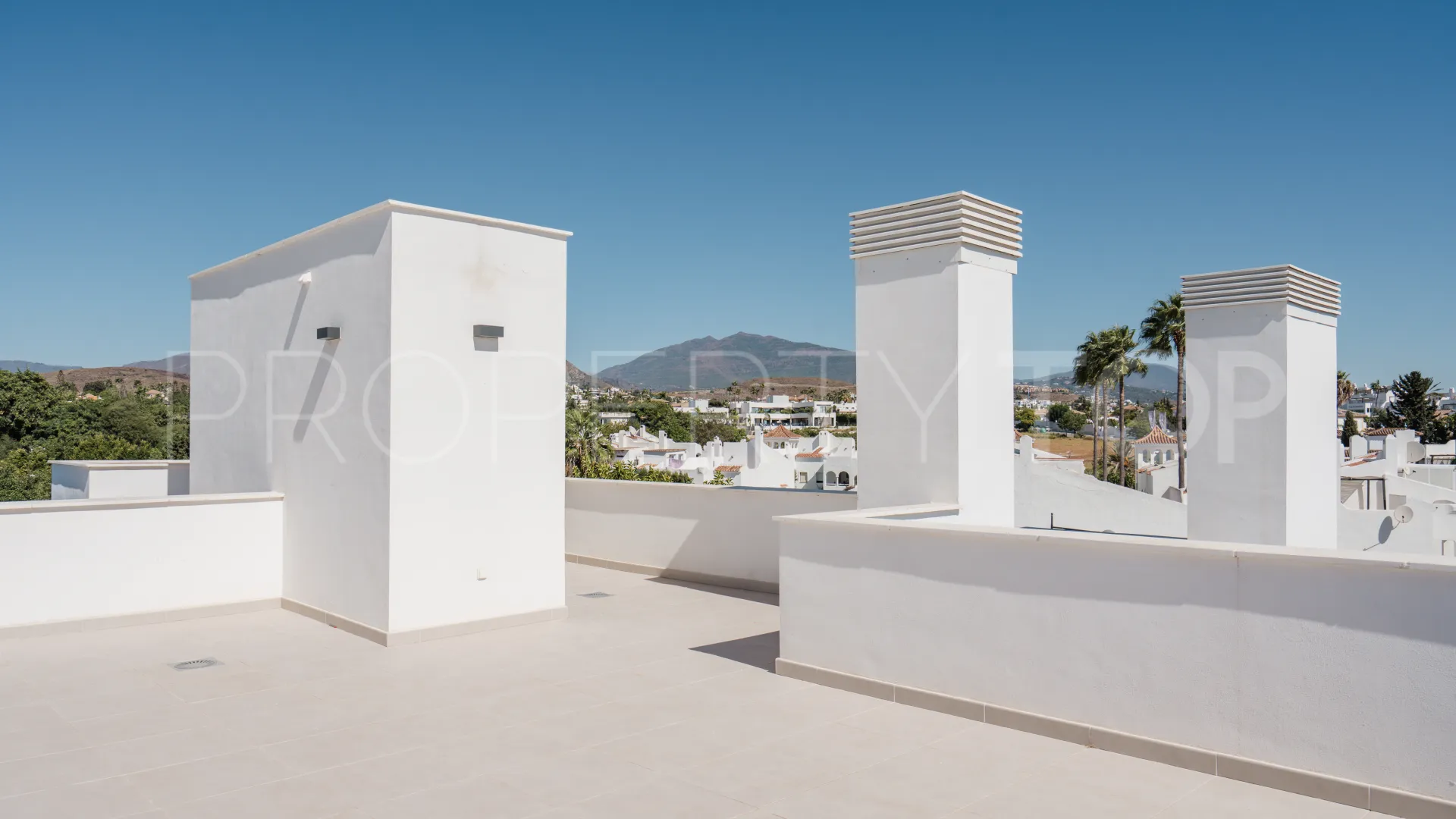 Se vende atico duplex en Aqua Gardens
