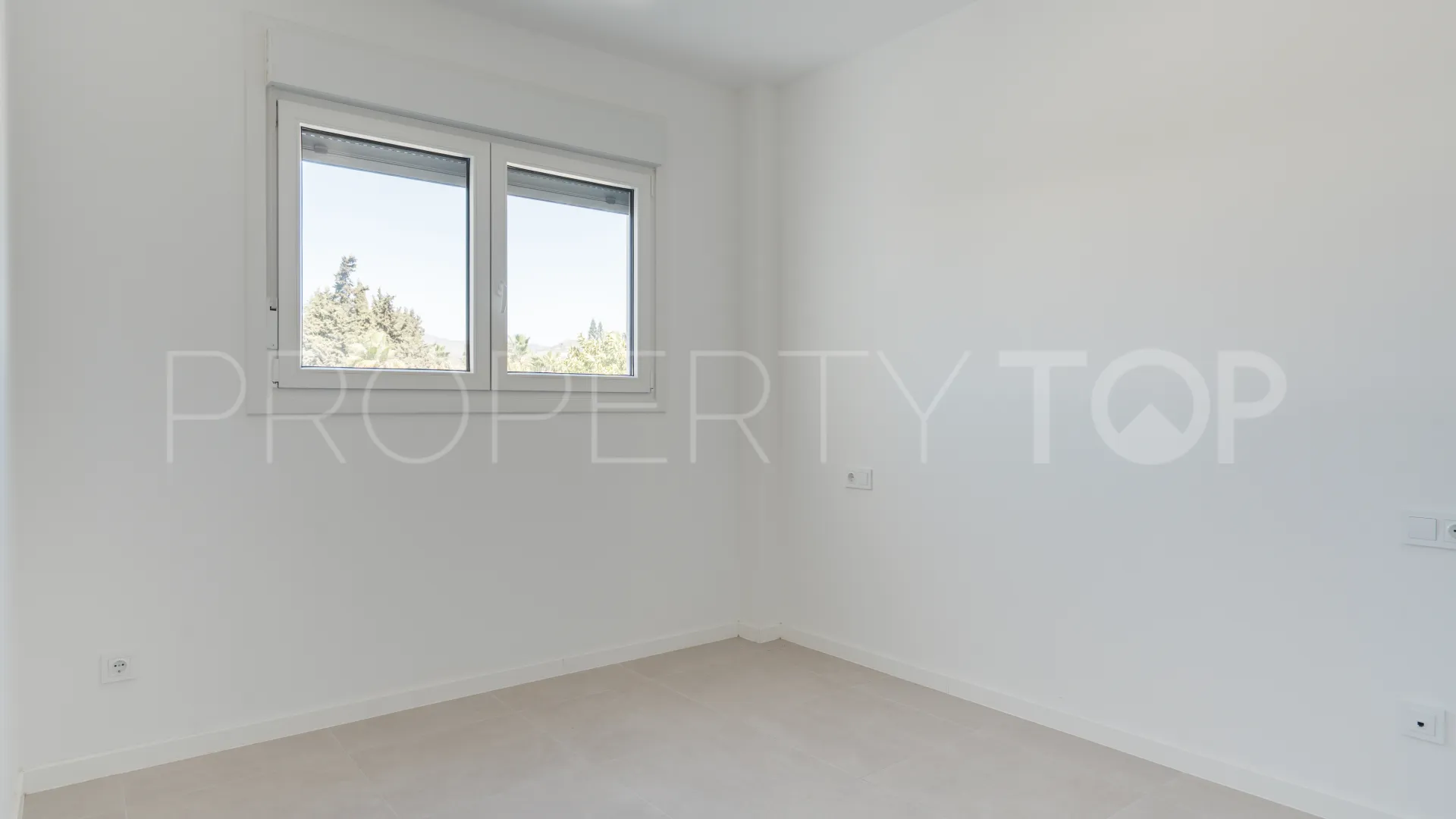 Se vende atico duplex en Aqua Gardens