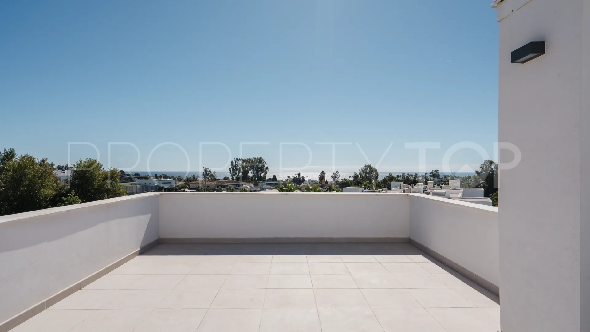 Se vende atico duplex en Aqua Gardens
